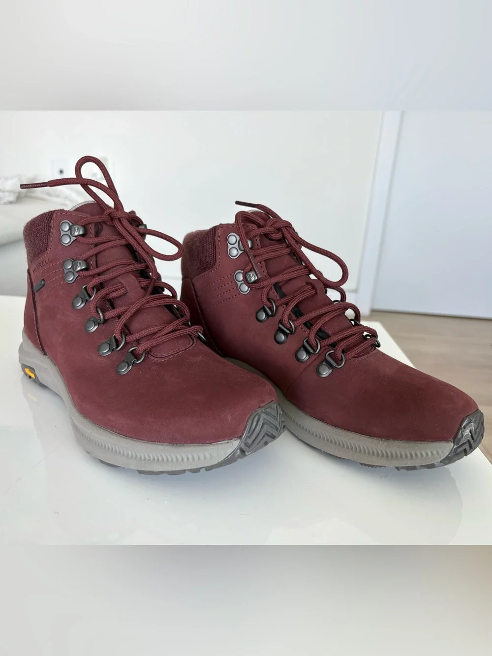 Merrell Women's Ontario Mid Waterproof